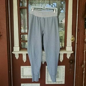 Lululemon Cuffed Cotton Athletic Pant